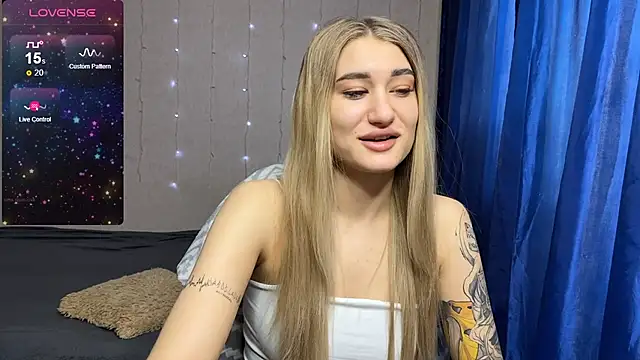 Silvia Shugarr online show from 02/15/25, 06:55