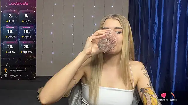 Silvia Shugarr online show from 02/15/25, 09:48