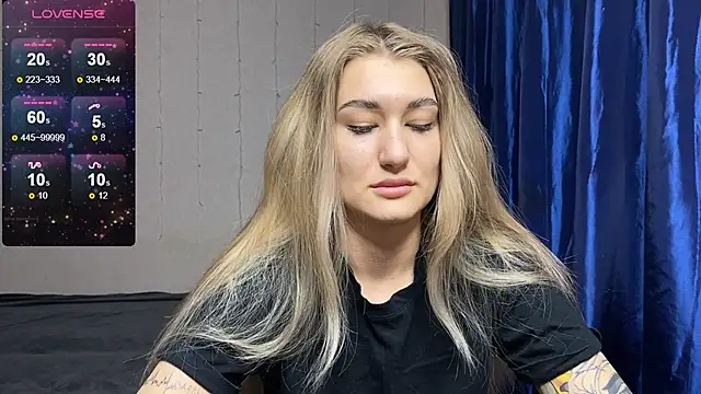 Silvia Shugarr online show from 02/19/25, 04:55