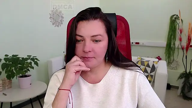 Lily flower7 online show from 09/19/25, 08:38