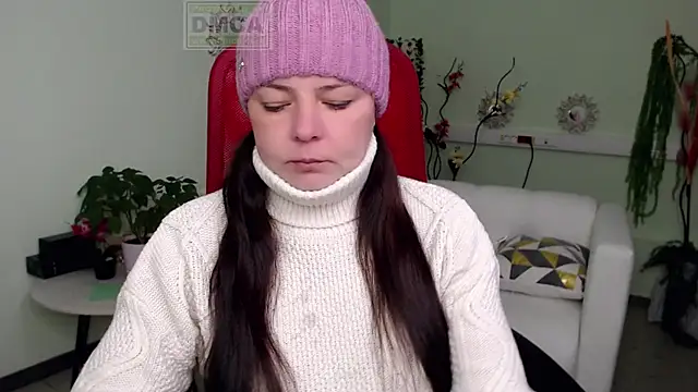 Lily flower7 online show from 10/21/25, 04:57