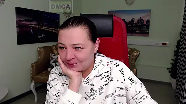 Lily flower7 online show from 06/11/26, 04:54
