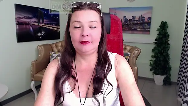 Lily flower7 online show from 06/13/26, 05:27
