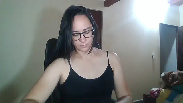 brittanycheeks online show from 04/22/26, 02:25
