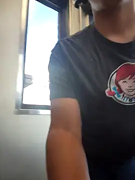 Snapshot of samone9 chatting on 11/01/25, 06:21 samone9 online show from 11/01/25, 06:21