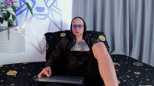 Aron-santoro online show from 12/28/24, 04:08