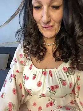 Katie-n online show from 05/26/26, 07:15