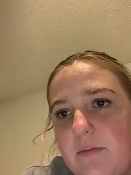 cammy2 online show from 12/21/24, 11:34