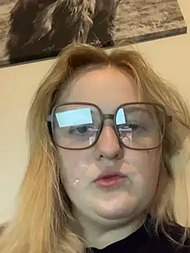 cammy2 online show from 02/04/25, 02:39
