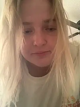 cammy2 online show from 02/26/25, 06:00