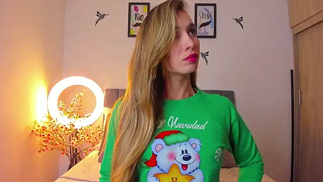im sarah34 online show from 12/15/24, 12:40