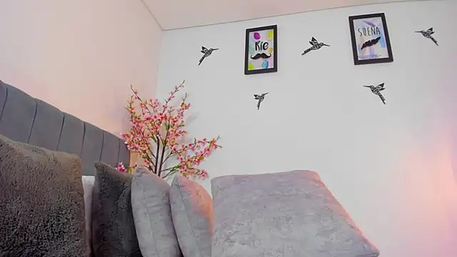 im sarah34 online show from 12/29/24, 05:21