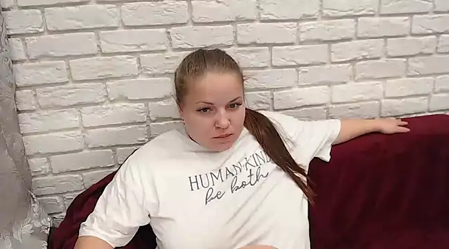 Crazyy girl  online show from 02/25/25, 05:36