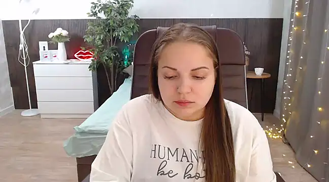 Crazyy girl  online show from 03/02/25, 11:39