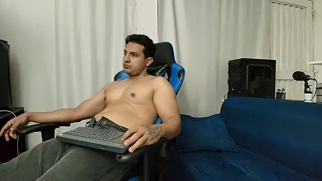 hott dicks online show from 07/02/26, 08:48