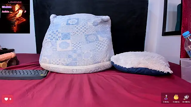 kandy-Jhonson online show from 10/16/25, 02:40