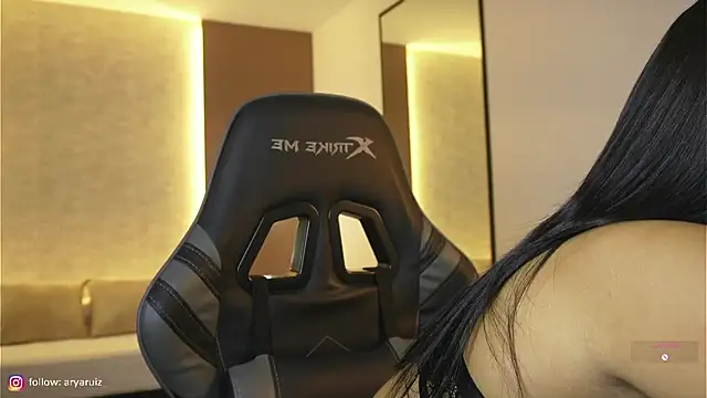 arya ruizz online show from 10/10/25, 12:48