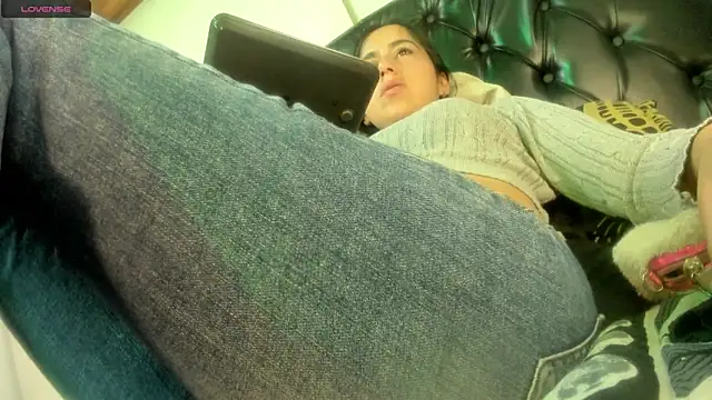 Snapshot of Miss18taylor chatting on 11/30/25, 02:59 Miss18taylor online show from 11/30/25, 02:59