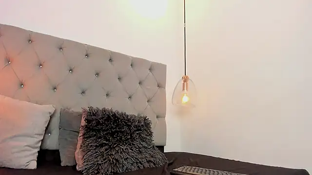 Snapshot of AnnPrices chatting on 02/07/25, 03:08 AnnPrices online show from 02/07/25, 03:08