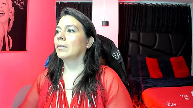 martina foxy  online show from 02/10/25, 11:25