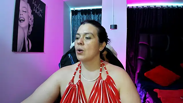 martina foxy  online show from 02/10/25, 08:31