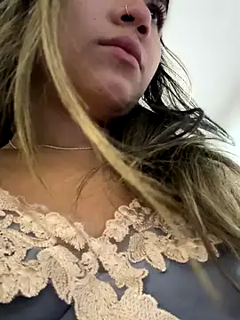 Snapshot of Mila_Morgan chatting on 10/17/25, 03:14 Mila Morgan online show from 10/17/25, 03:14