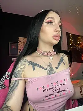 Molly  Moon online show from 12/11/24, 11:41