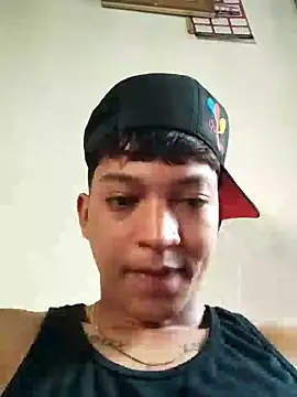 Snapshot of Sxntisaul__ chatting on 02/04/25, 01:16 Sxntisaul online show from 02/04/25, 01:16