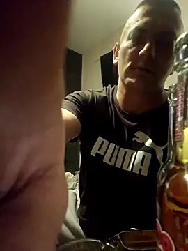 Snapshot of Markossx chatting on 11/01/25, 07:16 Markossx online show from 11/01/25, 07:16