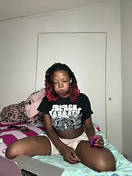 minimama69 online show from 06/27/26, 08:30