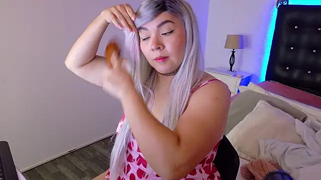 Cuckold lover69 online show from 12/14/24, 04:01