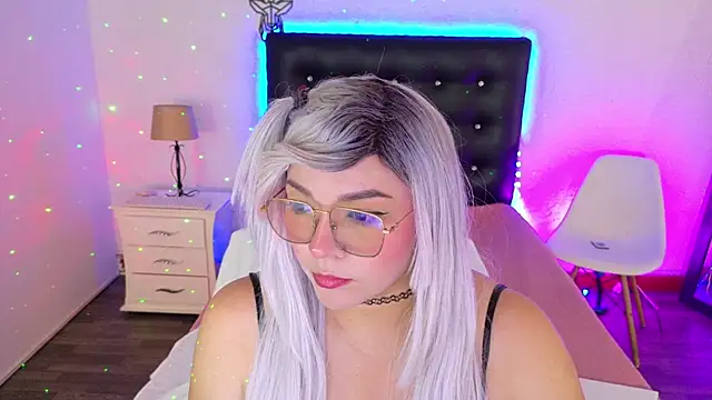 Cuckold lover69 online show from 12/18/24, 03:58