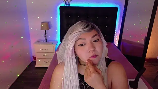 Cuckold lover69 online show from 12/24/24, 04:00