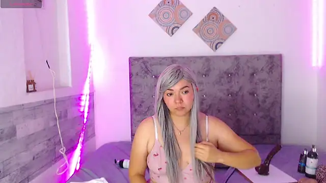Cuckold lover69 online show from 06/18/26, 09:14