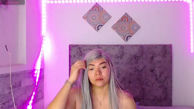 Cuckold lover69 online show from 06/19/26, 03:00