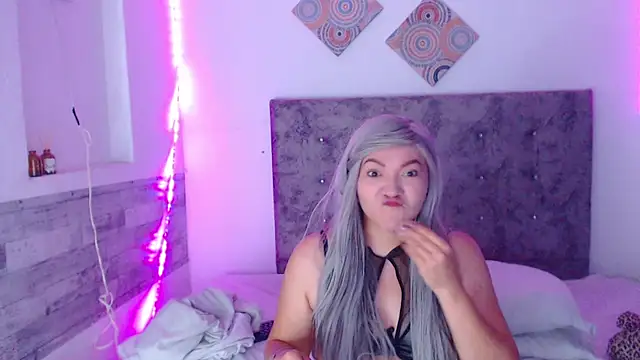 Cuckold lover69 online show from 08/01/26, 03:17