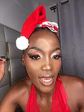 Fanclubbbbb online show from 12/24/24, 12:33