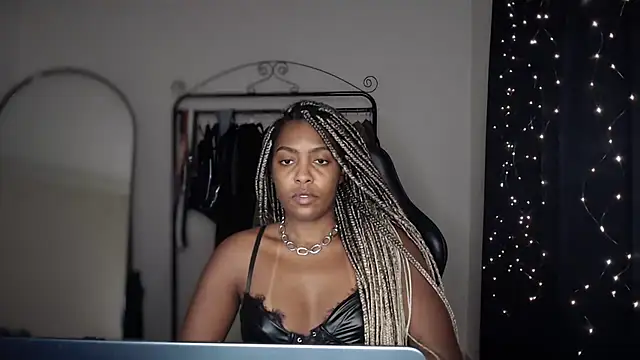 marisilva br online show from 10/01/25, 11:00