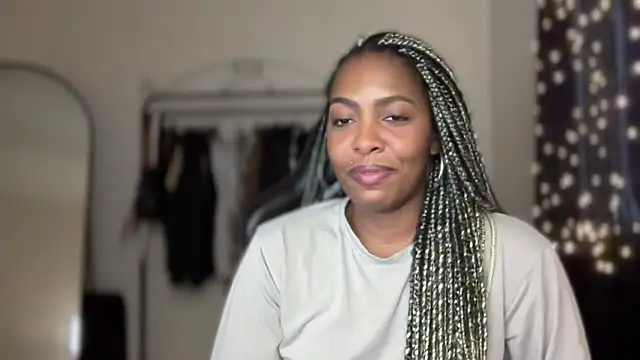 Snapshot of marisilva_br chatting on 11/01/25, 06:32 marisilva br online show from 11/01/25, 06:32