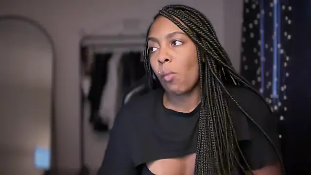 Snapshot of marisilva_br chatting on 12/14/25, 02:55 marisilva br online show from 12/14/25, 02:55