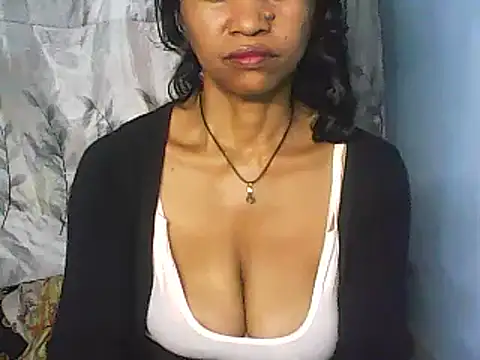 nene belle online show from 03/09/25, 08:21