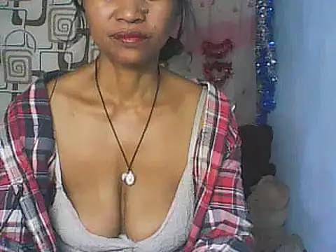 Snapshot of nene_belle chatting on 04/05/26, 07:49 nene belle online show from 04/05/26, 07:49