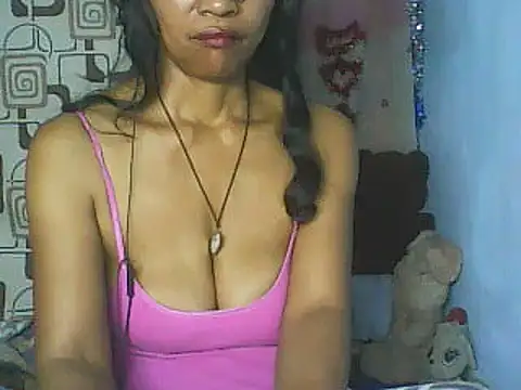 Snapshot of nene_belle chatting on 04/19/26, 06:10 nene belle online show from 04/19/26, 06:10
