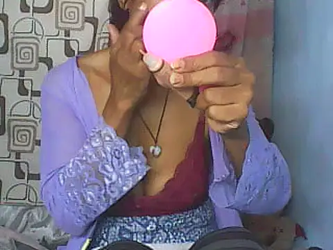 Snapshot of nene_belle chatting on 05/12/26, 05:59 nene belle online show from 05/12/26, 05:59