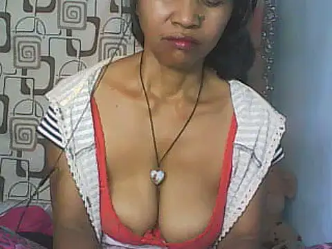 Snapshot of nene_belle chatting on 06/05/26, 07:36 nene belle online show from 06/05/26, 07:36