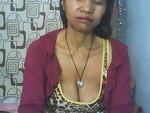 Snapshot of nene_belle chatting on 06/13/26, 08:34 nene belle online show from 06/13/26, 08:34