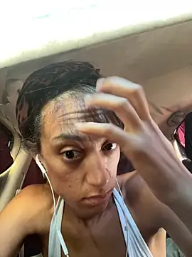 starrynikki online show from 10/12/25, 05:34