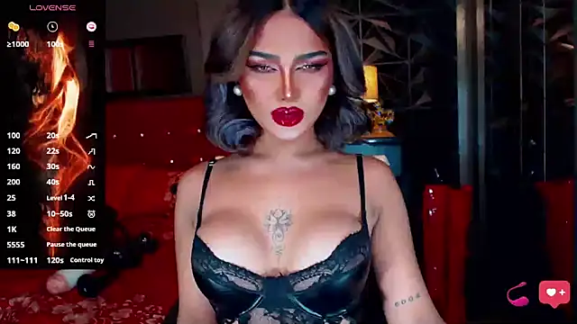 Snapshot of NatalyaFox chatting on 11/13/25, 08:13 NatalyaFox online show from 11/13/25, 08:13