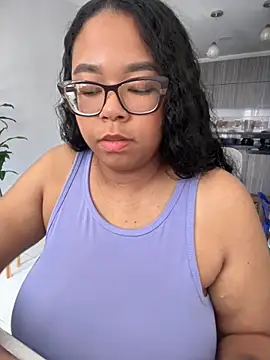 XMara online show from 09/25/25, 05:49