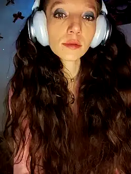 Lucy cole online show from 12/22/24, 06:49
